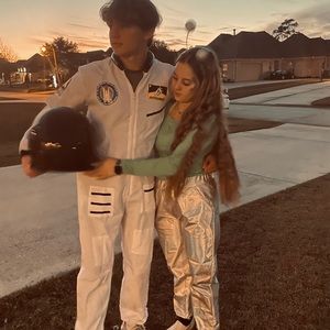 Meet your Posher, Madison